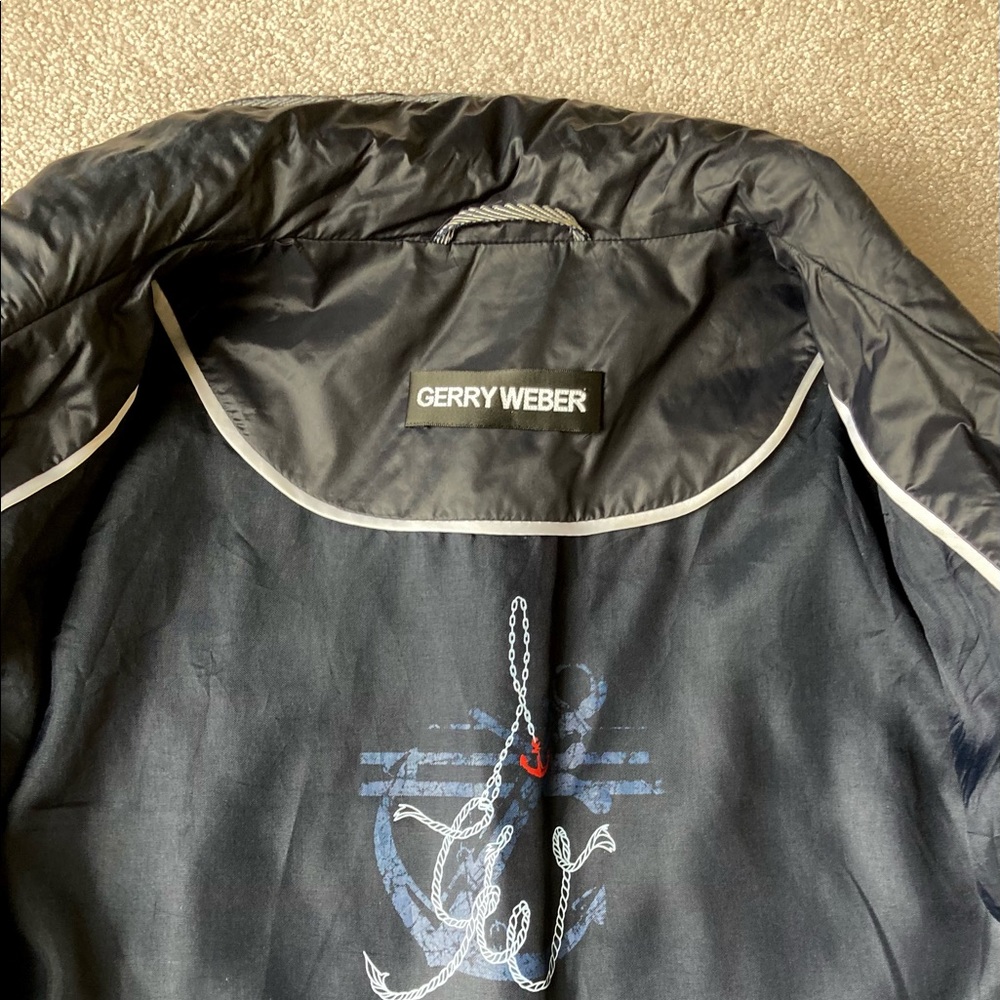 Gerry Weber Lightweight Navy Quilted Jacket - Picture 6 of 8